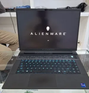 New Laptop Alienware Area-51m 16GB Intel Core I7 SSD 512GB