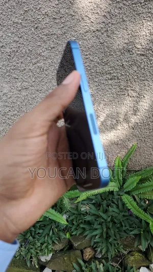 New Apple iPhone 13 128 GB Blue