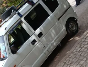 Suzuki Every 2010 White