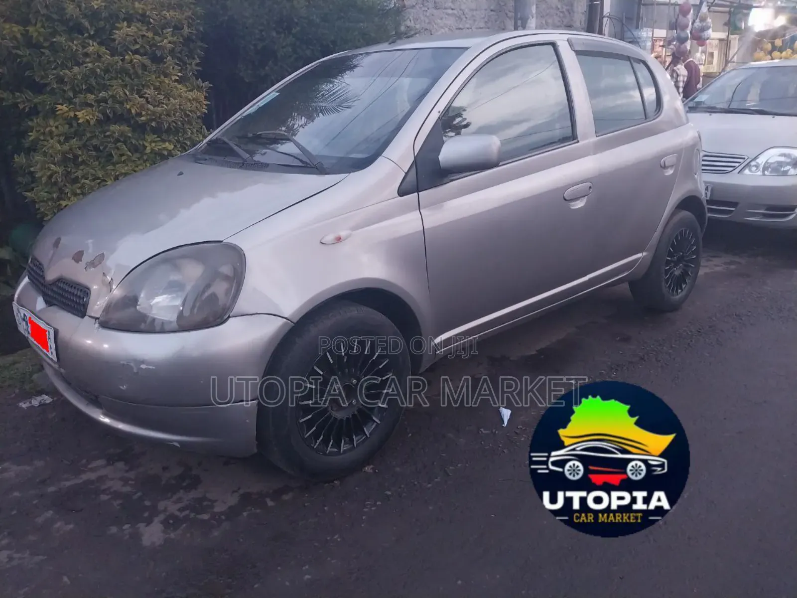 Toyota Vitz 2001 Silver