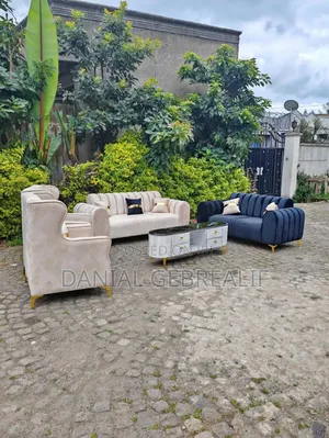 Photo - Cream and Black