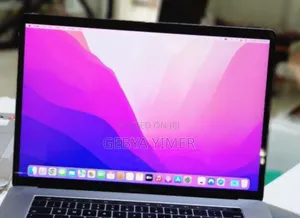 New Laptop Apple MacBook Pro 16GB Intel Core I7 SSD 256GB