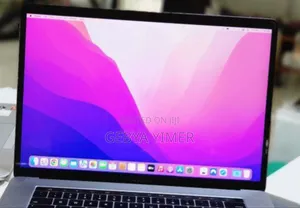 New Laptop Apple MacBook Pro 16GB Intel Core I7 SSD 256GB