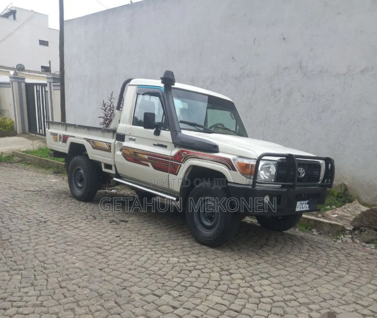 Toyota Land Cruiser 2008 White