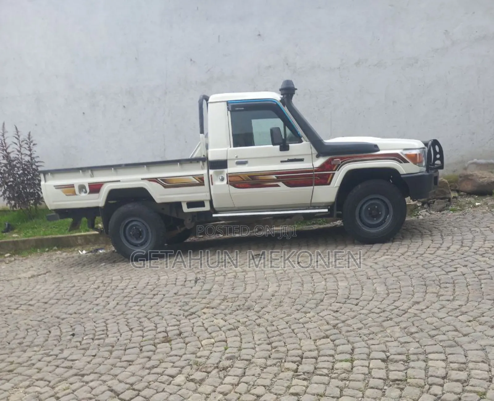 Toyota Land Cruiser 2008 White