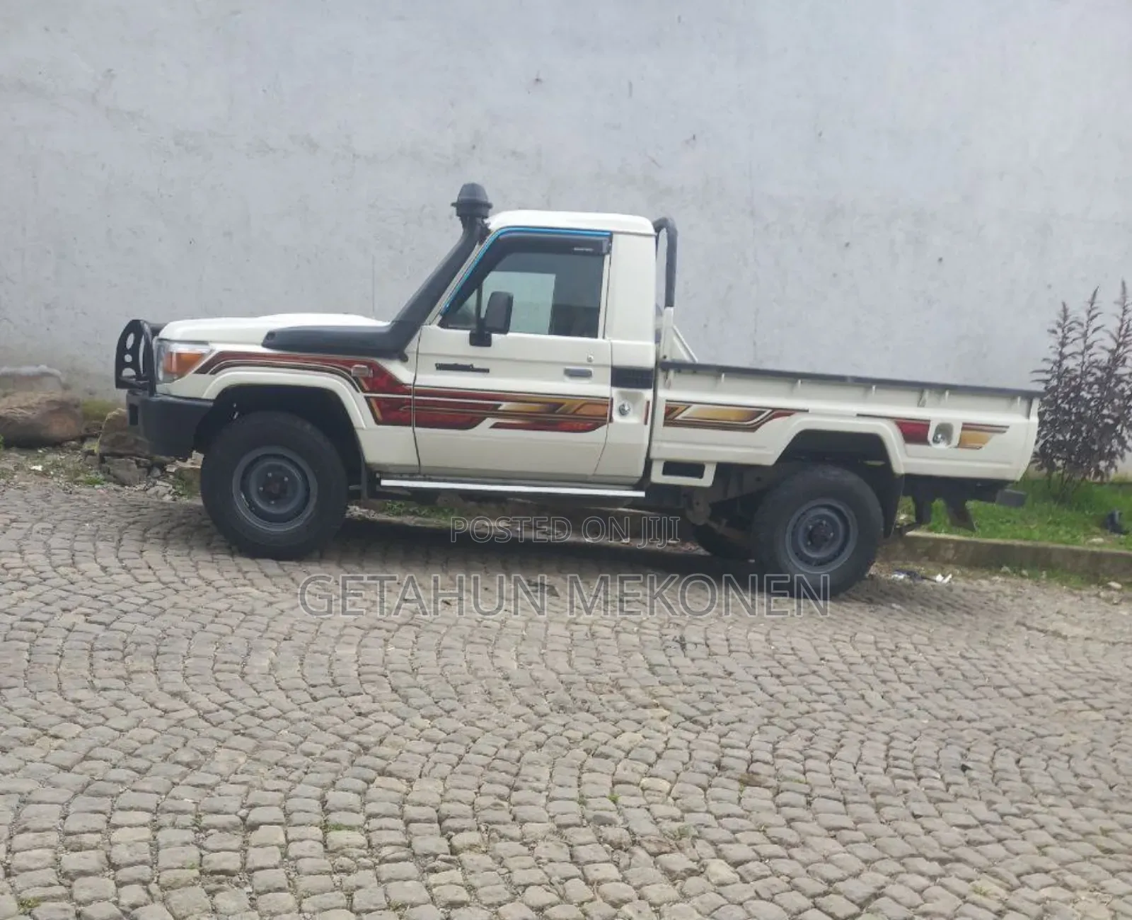 Toyota Land Cruiser 2008 White