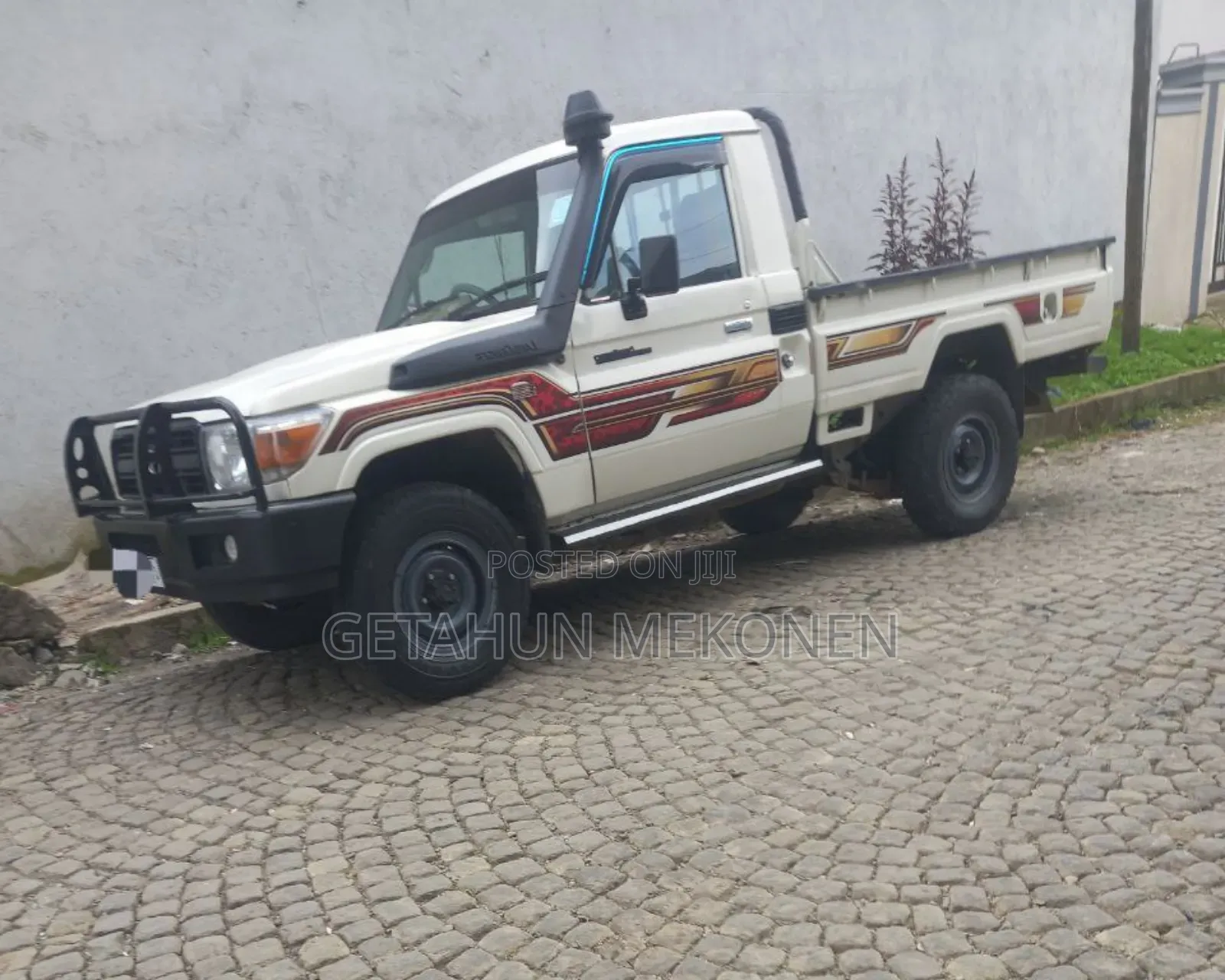 Toyota Land Cruiser 2008 White