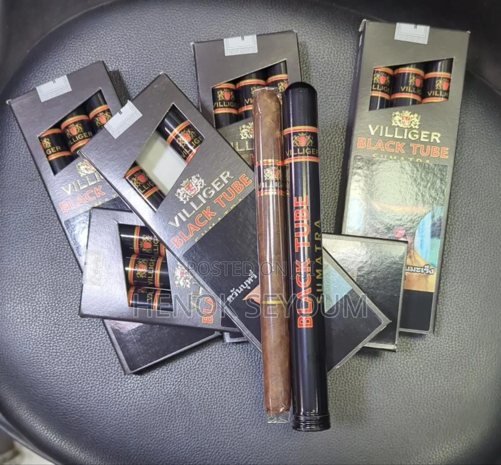 Villiger Cigar (Gold)Tube and (Black)Tube