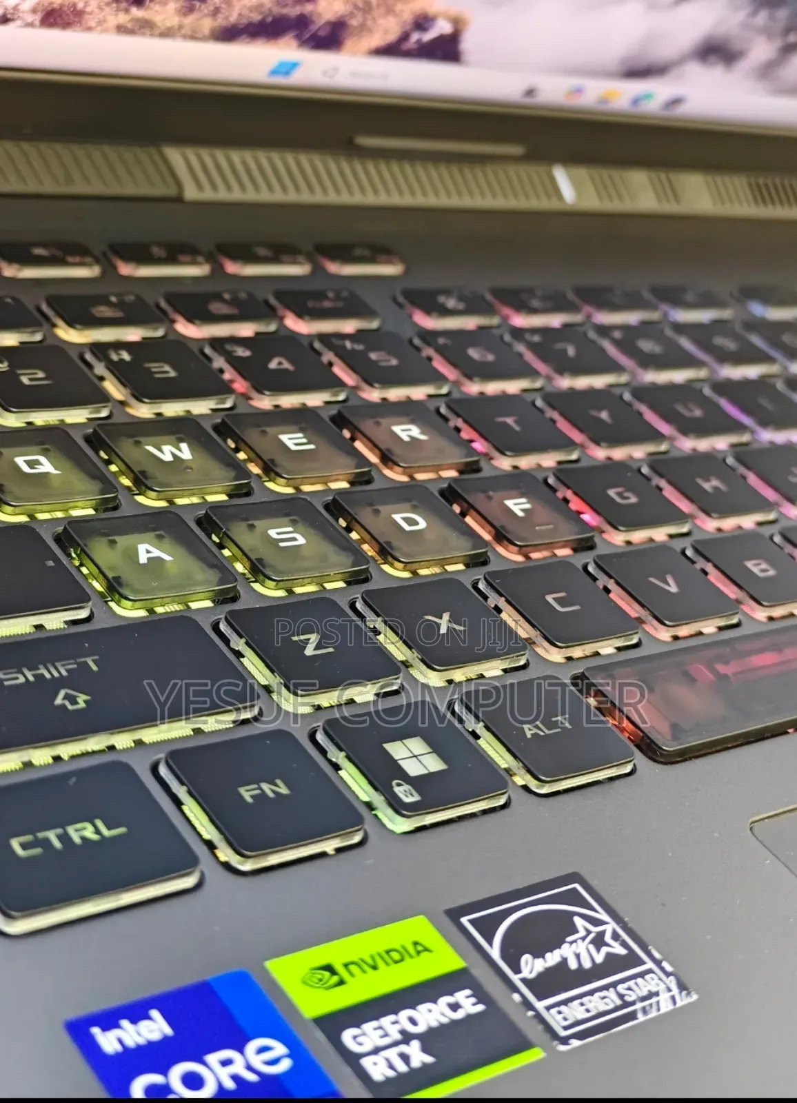 New Laptop Asus ROG Strix G15 16GB Intel Core I9 SSD 1T