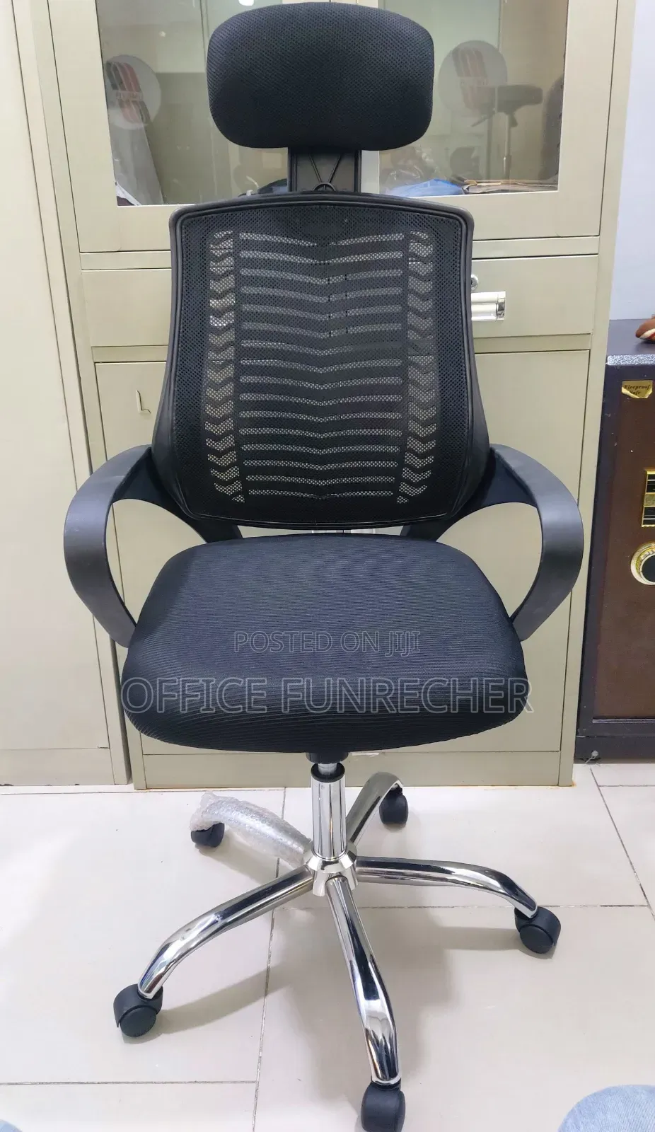 የቢሮ ወበሮች Office Chairs