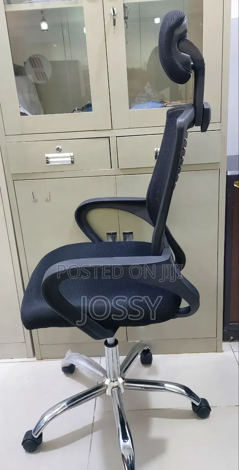 የቢሮ ወበሮች Office Chairs