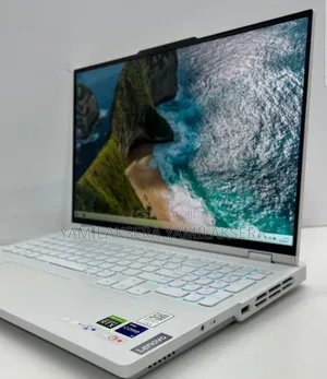 New Laptop Lenovo 16GB AMD Ryzen 7 SSD 1T