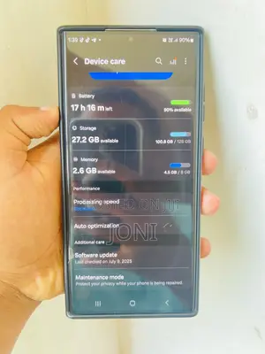 Photo - Samsung Galaxy S22 Ultra 5G 128 GB White