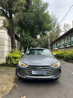 Hyundai Avante 2017 Gray