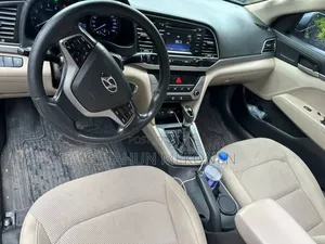 Hyundai Avante 2017 Gray