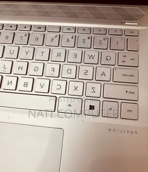 New Laptop HP Pavilion 15 8GB Intel Core I5 SSD 256GB