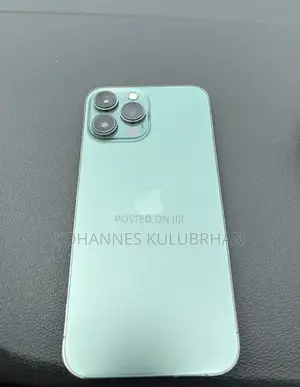 Photo - Apple iPhone 13 Pro Max 128 GB Green