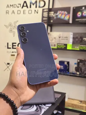 Photo - New Samsung Galaxy A55 256 GB Blue