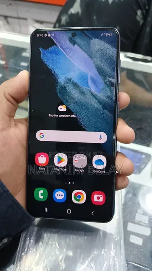 Photo - Samsung Galaxy S21 5G 128 GB Black