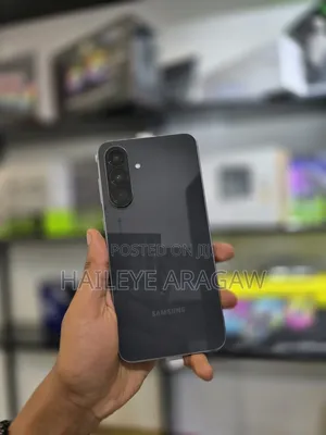 Photo - New Samsung Galaxy A56 256 GB Black