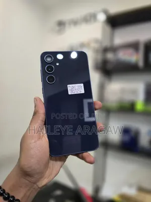 Photo - New Samsung Galaxy A35 128 GB Blue