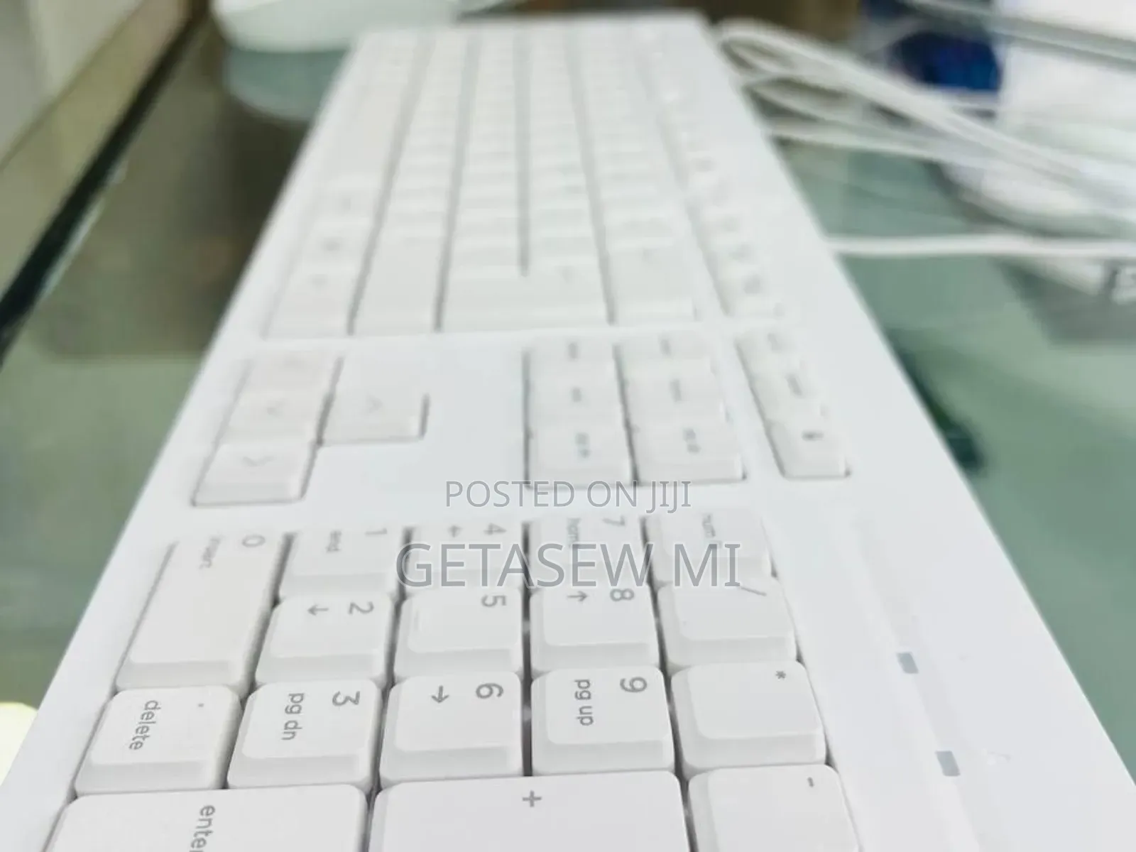 New Desktop Computer HP 200 G4 All-in-One 8GB Intel Core I7 SSD 512GB