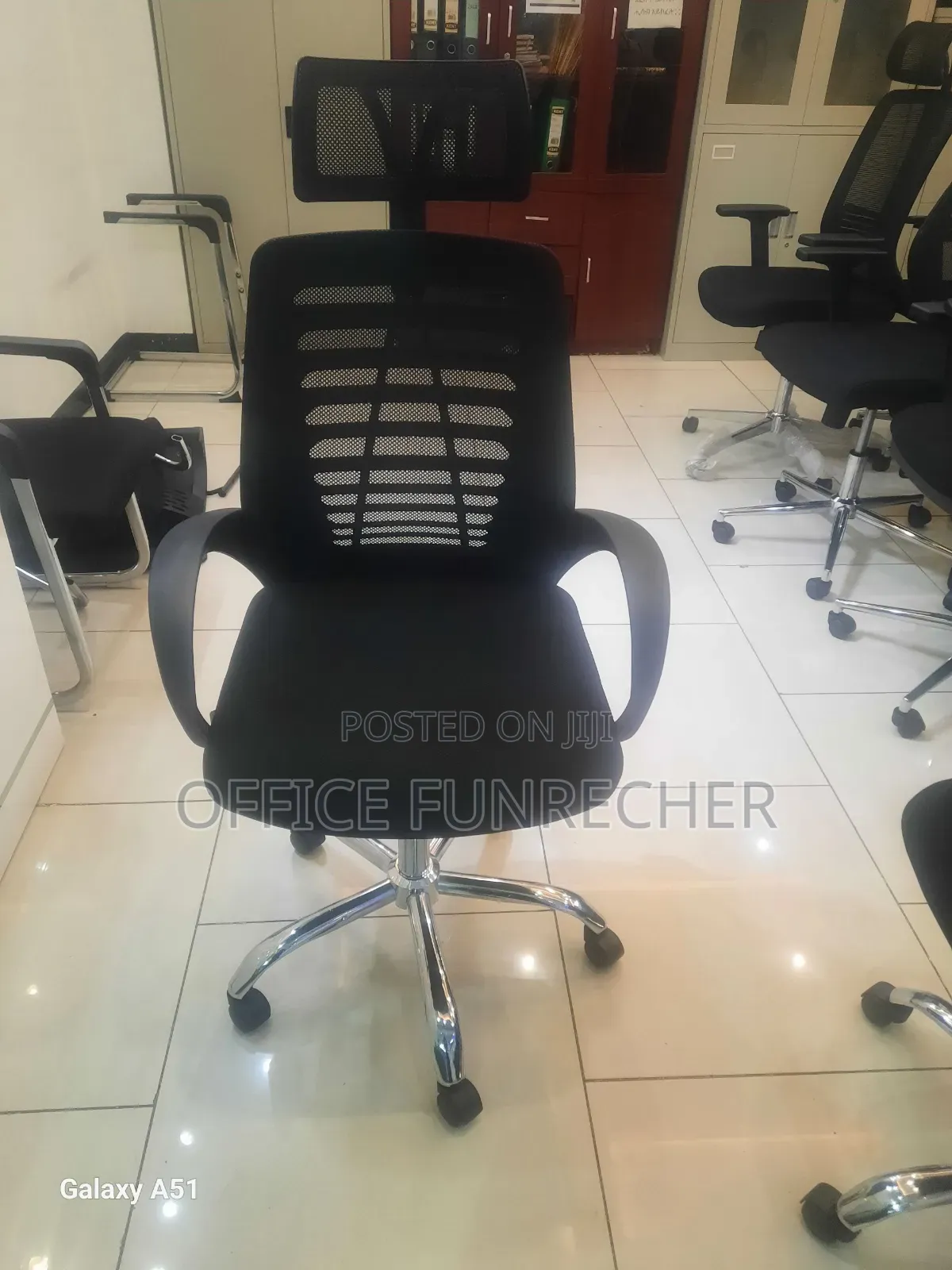 የቢሮ ወበሮች Office Chairs
