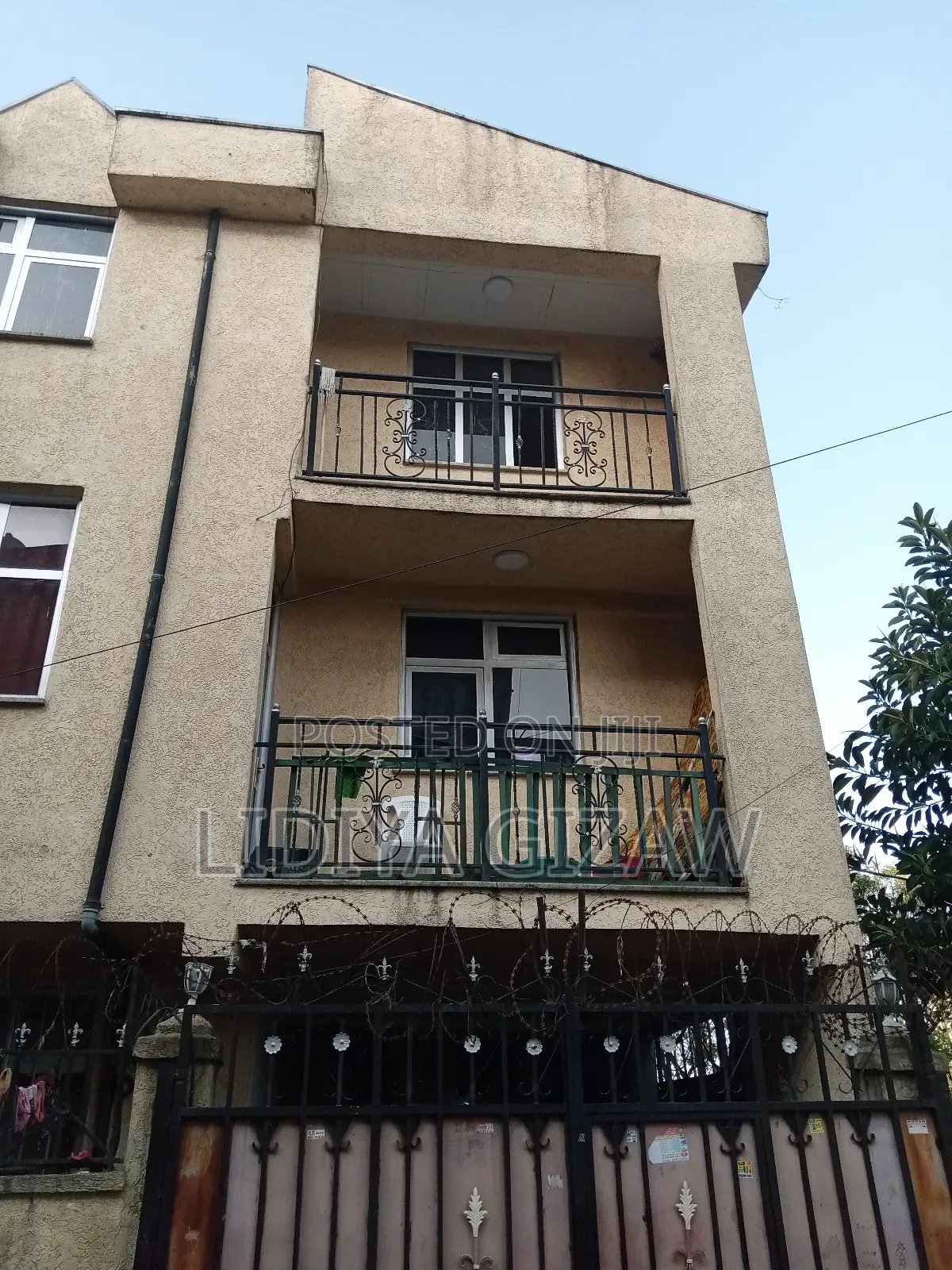 Furnished 4bdrm House in Akaky Kaliti for sale