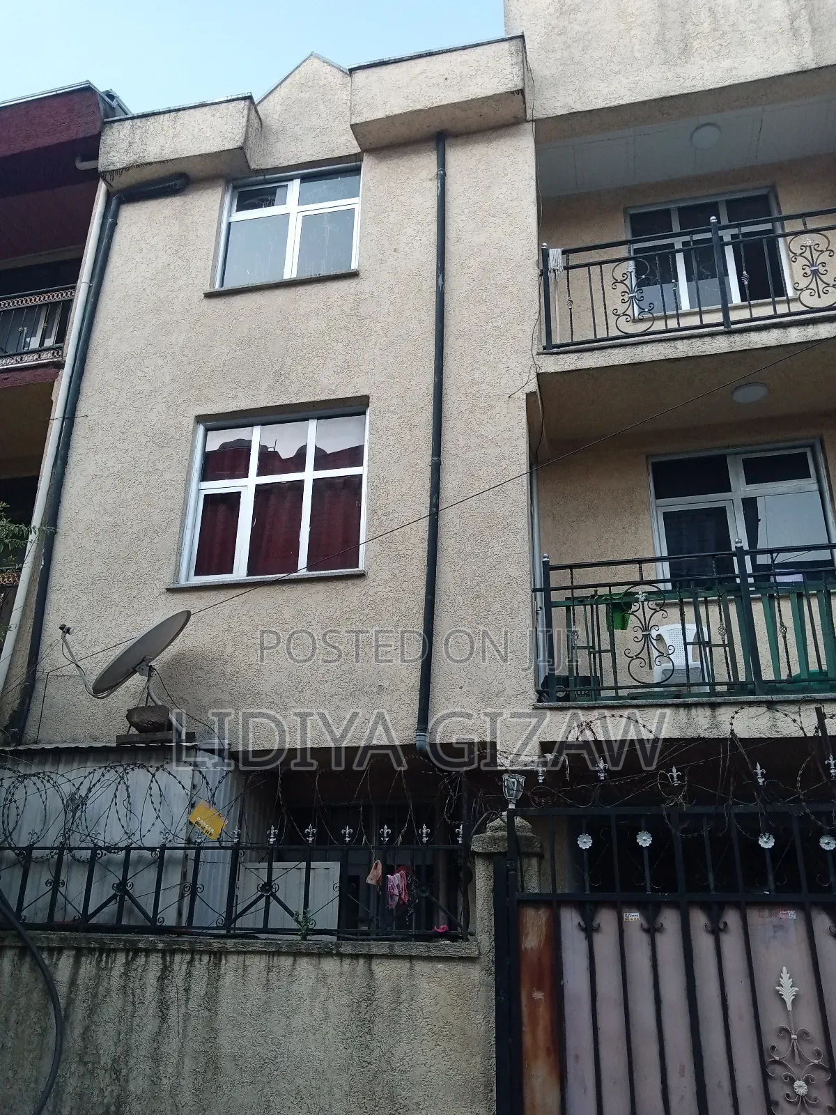 Furnished 4bdrm House in Akaky Kaliti for sale