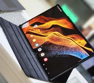 Photo - New Samsung Galaxy Tab S8 Ultra 256 GB Black