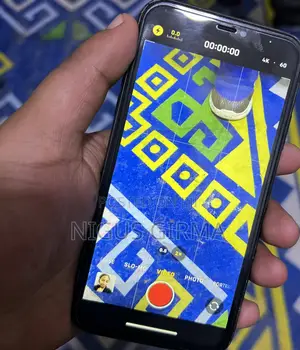 Photo - Apple iPhone 11 128 GB Black