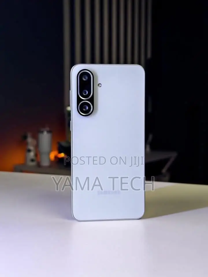 New Samsung Galaxy F16 128 GB Black