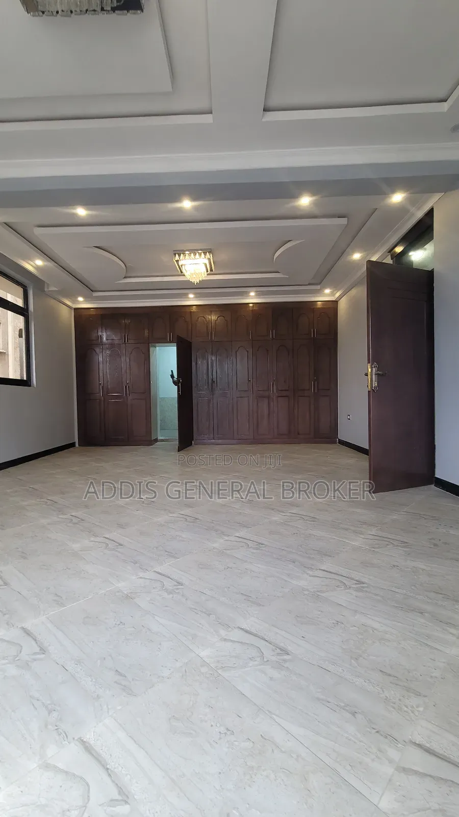 7bdrm House in ለቡ, Nifas Silk-Lafto for sale