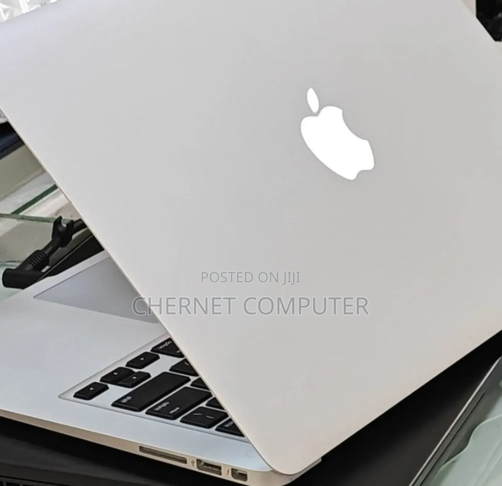 New Laptop Apple MacBook Air 2017 8GB Intel Core I5 SSD 256GB