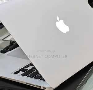 New Laptop Apple MacBook Air 2017 8GB Intel Core I5 SSD 256GB