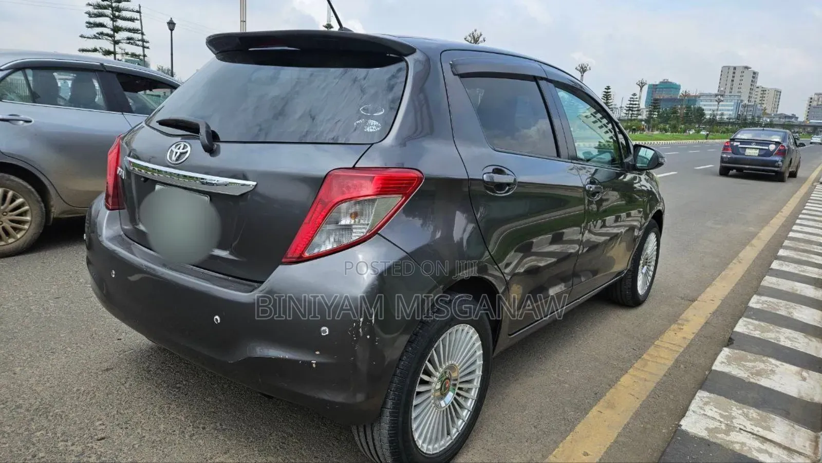 Toyota Yaris 2011 Gray