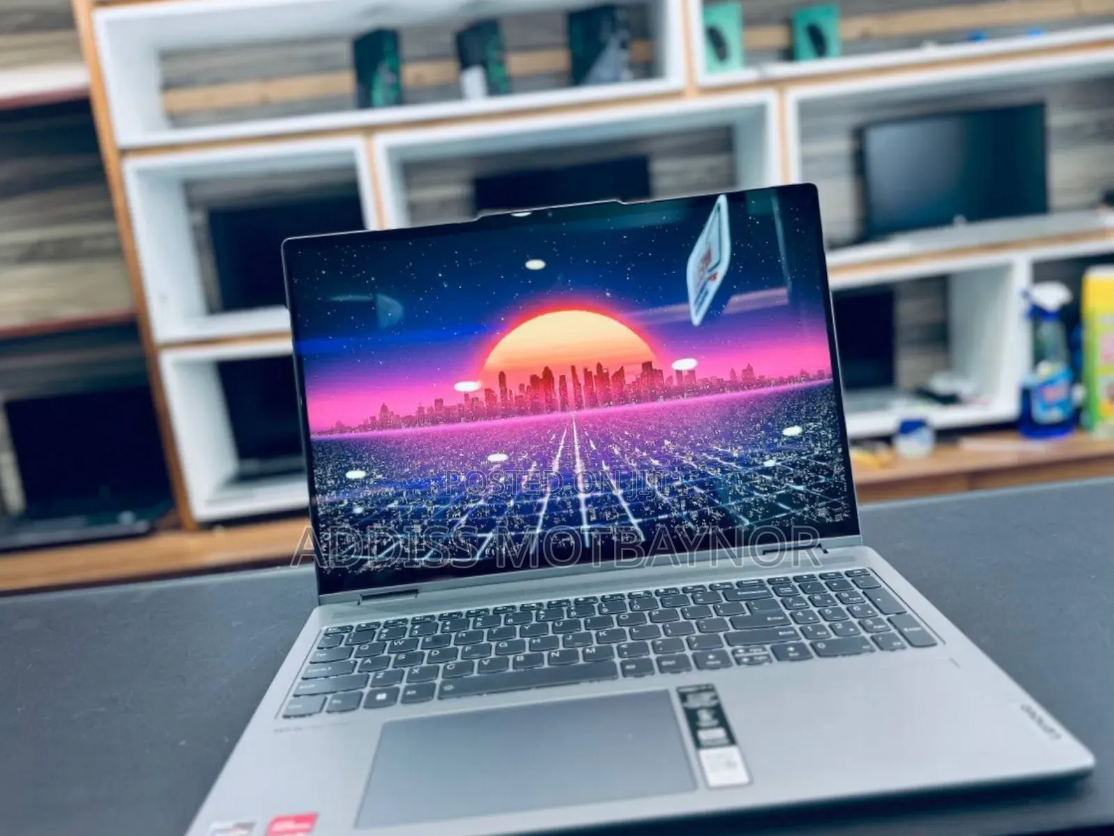 New Laptop Lenovo Legion 5 16GB AMD Ryzen 7 SSD 512GB