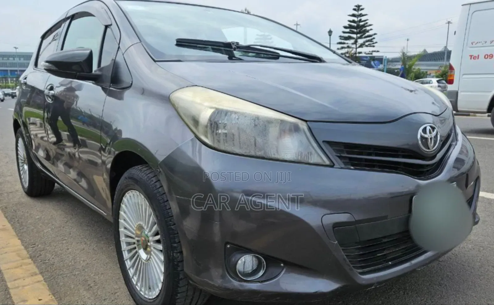 Toyota Yaris 2011 Gray