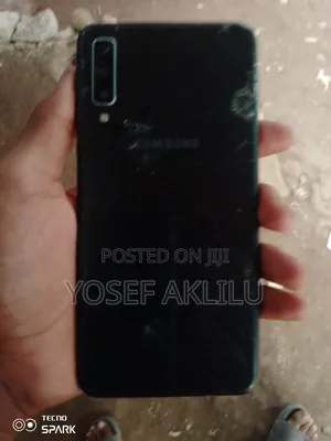 Photo - Samsung Galaxy A7 64 GB Black