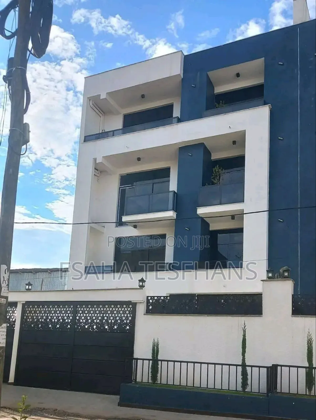 8bdrm House in G+3, Bole for rent