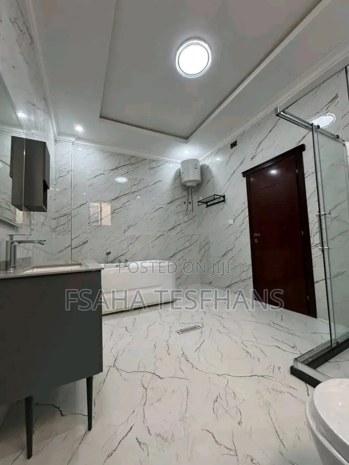 8bdrm House in G+3, Bole for rent