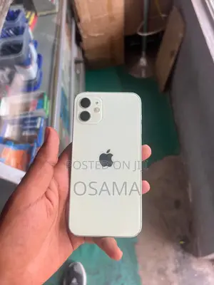 Photo - Apple iPhone 12 128 GB Green