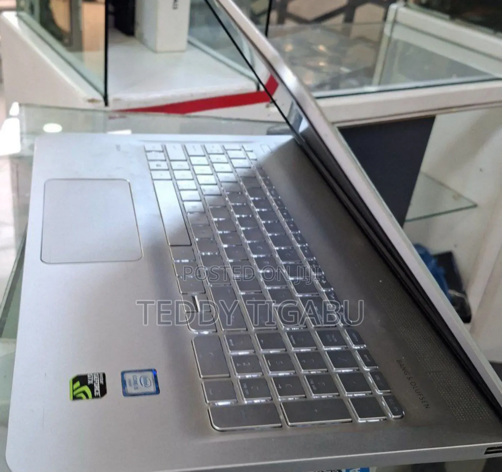 New Laptop HP Envy X360 16GB Intel Core I5 SSD 1T