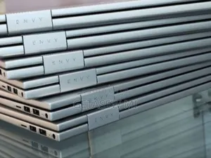 New Laptop HP Envy X360 16GB Intel Core 7 SSD 512GB