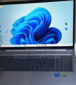 New Laptop HP ZBook Fury 16 G9 16GB Intel Core i5 SSD 512GB