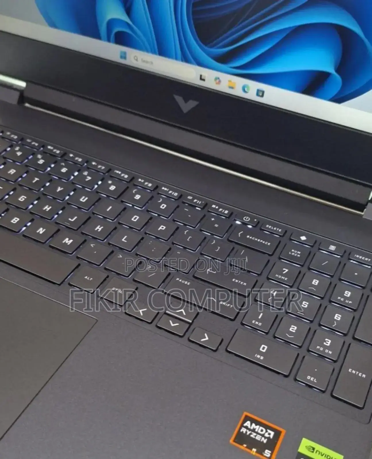 New Laptop HP Victus 15 32GB AMD Ryzen 7 SSD 1T