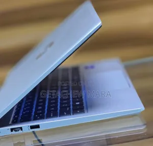 New Laptop HP ProBook 440 G8 16GB Intel Core I7 SSD 512GB