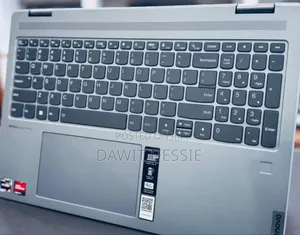 New Laptop Lenovo 8GB AMD Ryzen 5 SSD 512GB