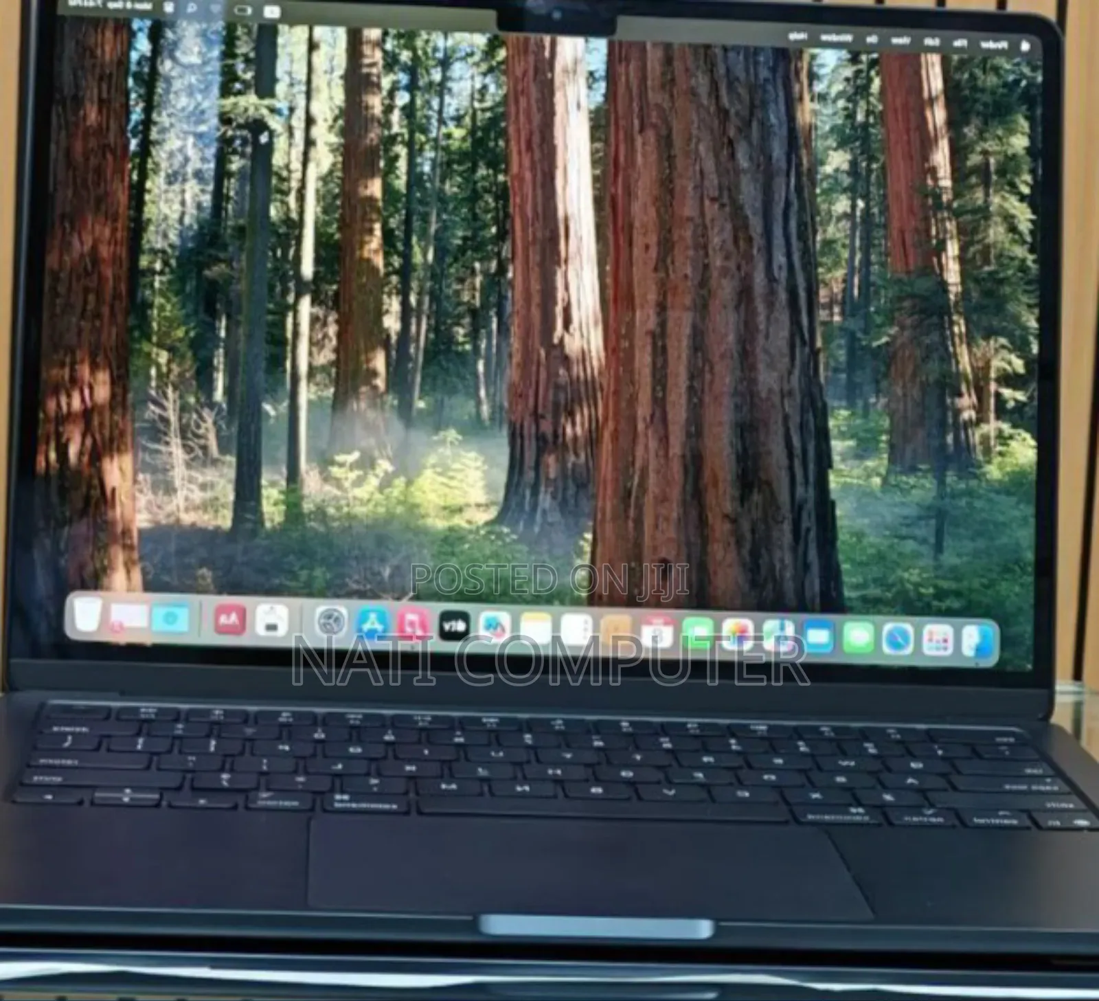 New Apple MacBook Air 2024 M3 13-Inch 16GB Intel Core I7 SSD 256GB