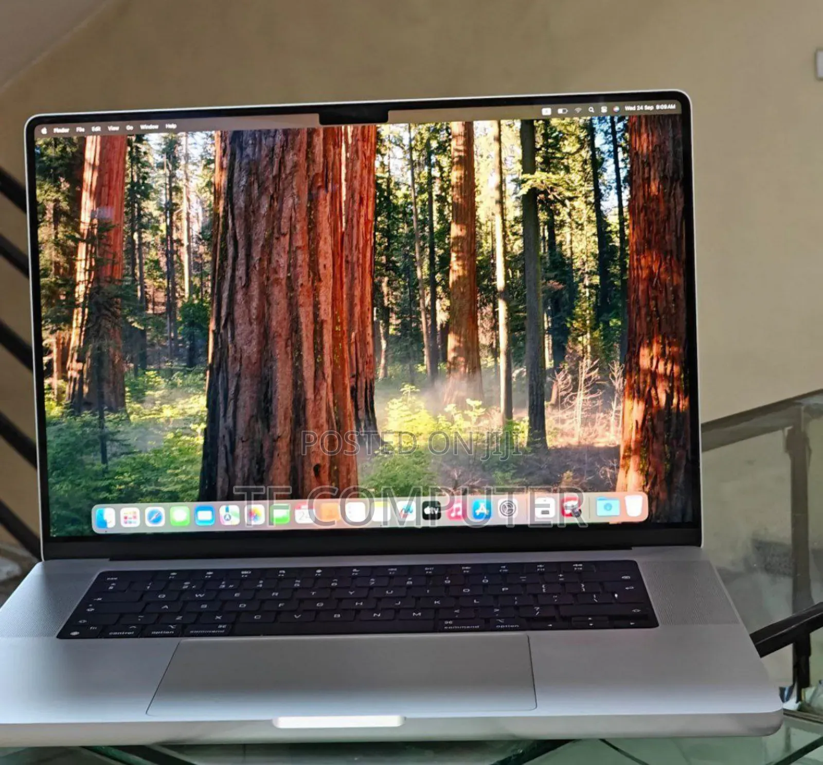 New Laptop Apple MacBook Pro 2020 M1 16GB Apple M1 Pro SSD 1T